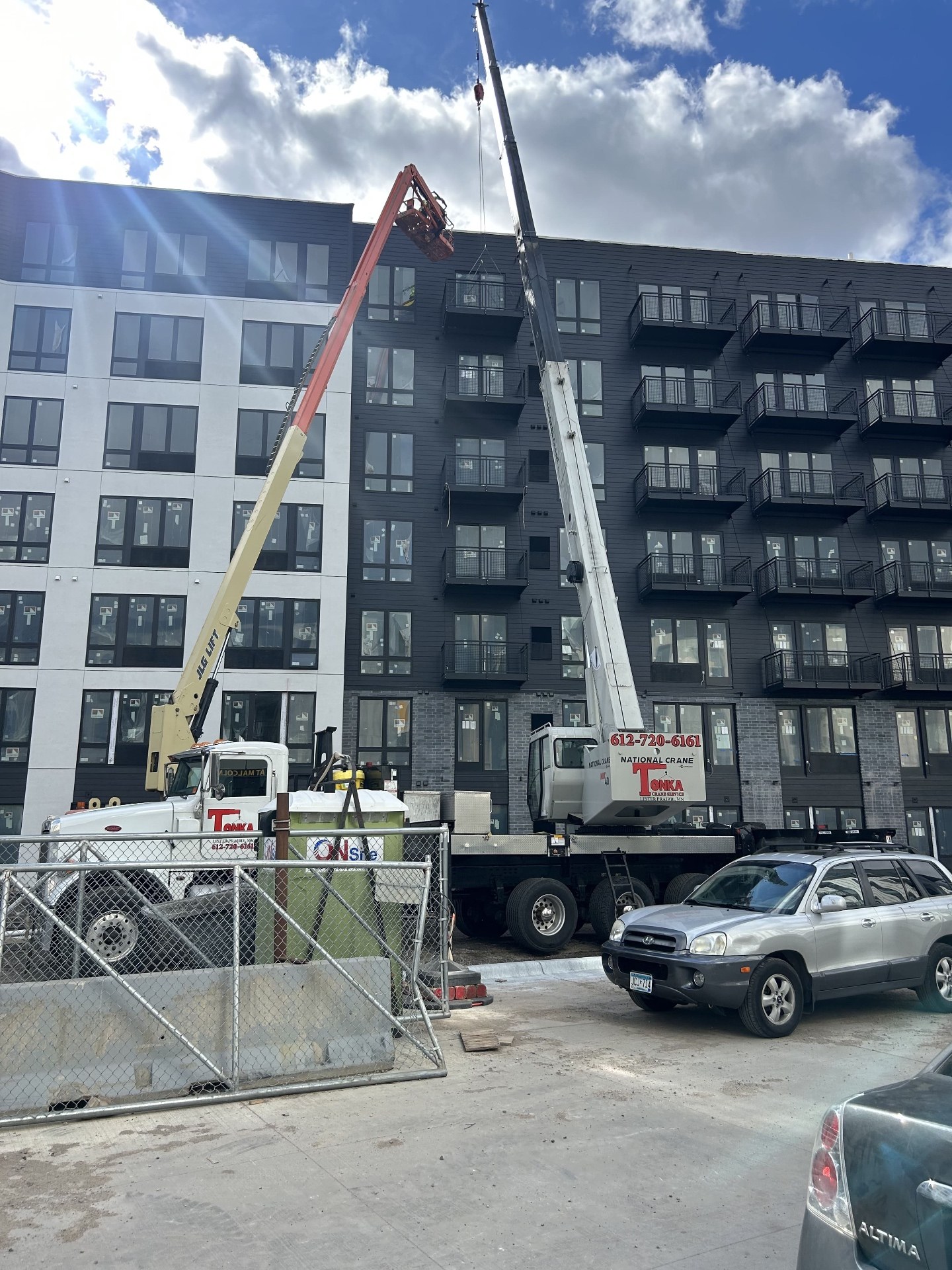 High-Rise Crane